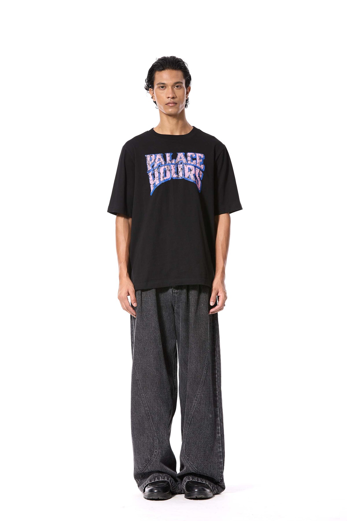 'PALACE HOURS' T-SHIRT