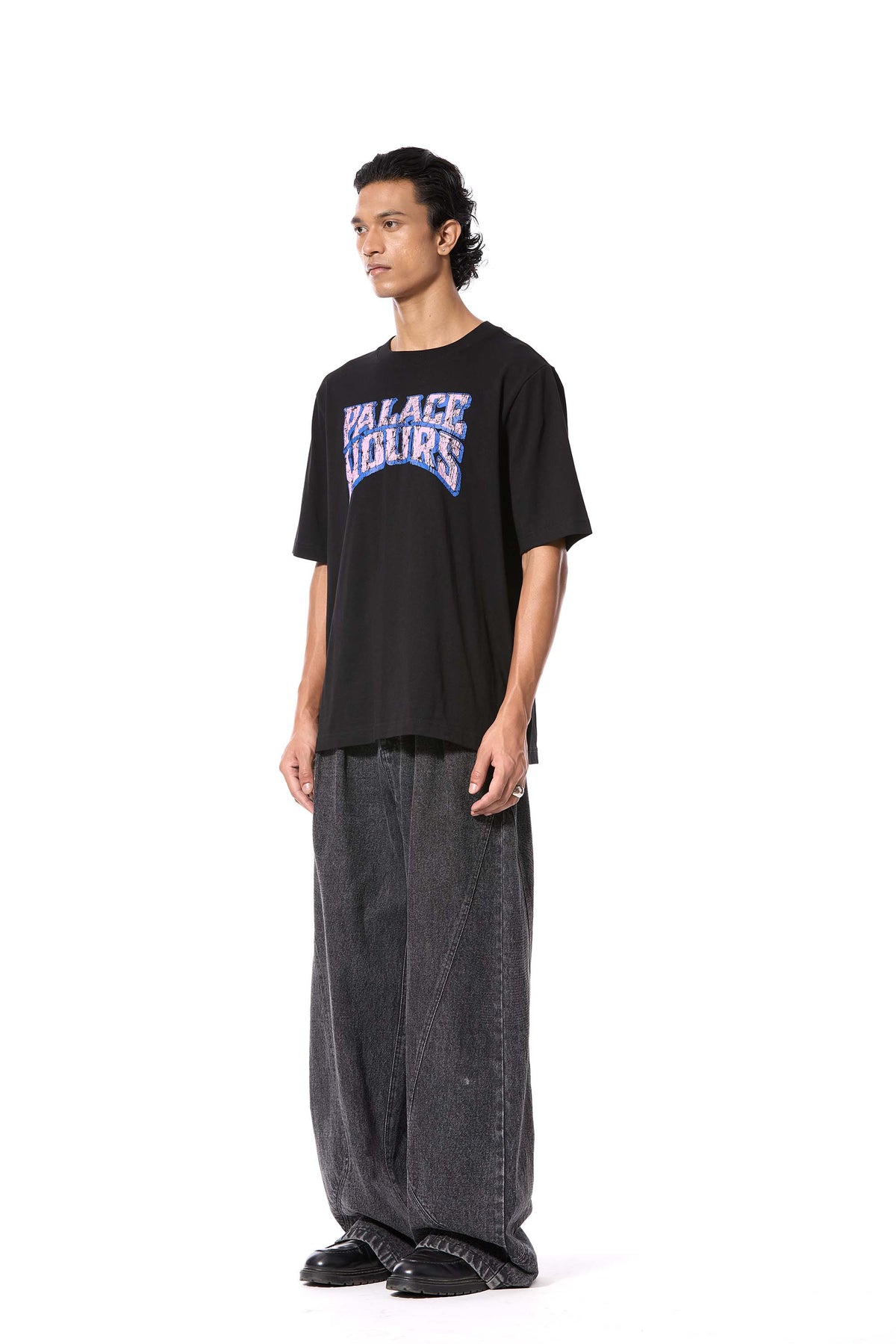 'PALACE HOURS' T-SHIRT
