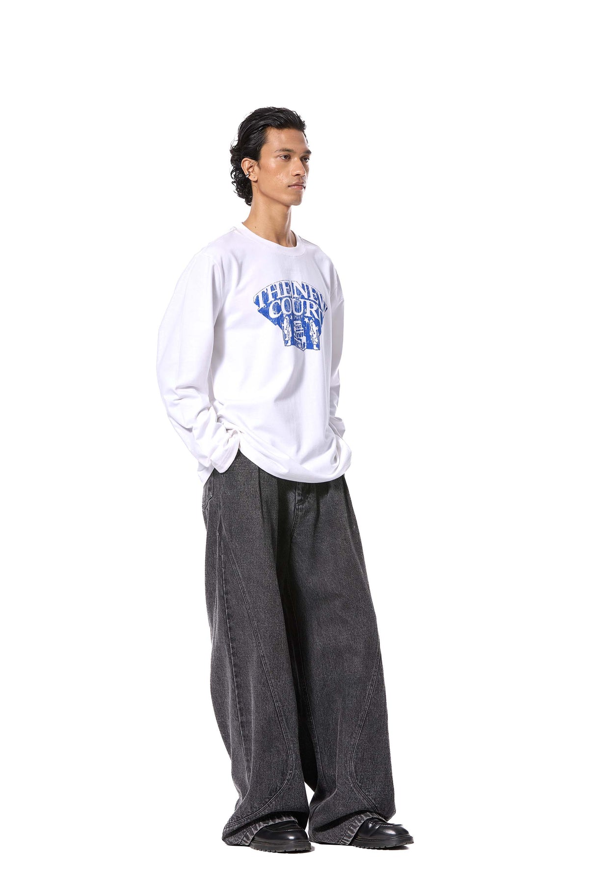 'THE NEW COURT' SWEATSHIRT