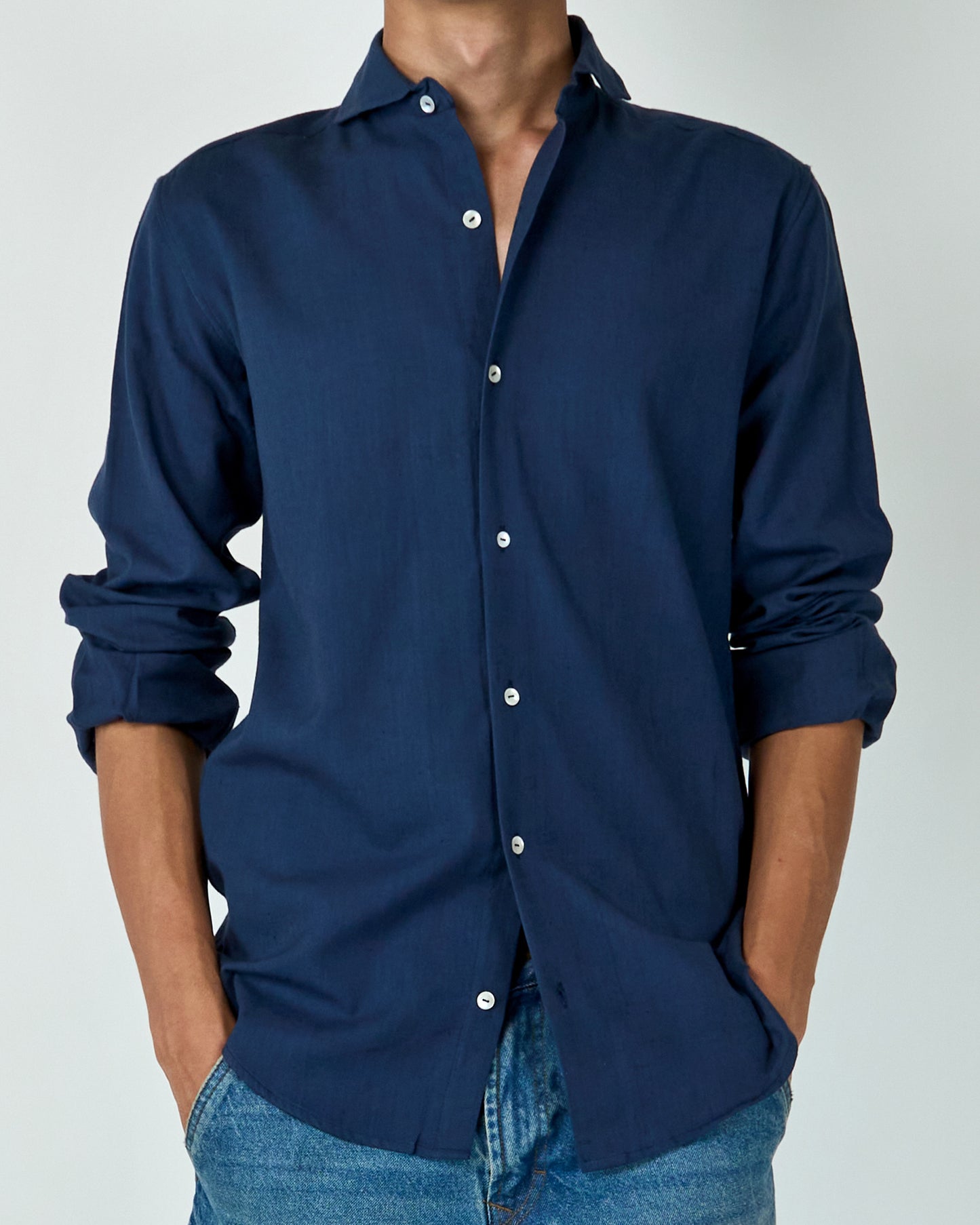 Wing Tip Collar Shirt (Navy Blue)